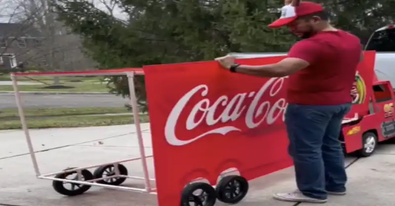 Creative Dad Turns Son’s Toy Car into Festive Coca Cola Semi Truck for Christmas Joy